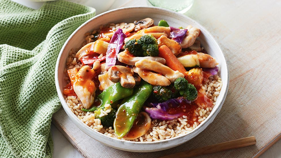 Sweet chilli chicken stir-fry bowl