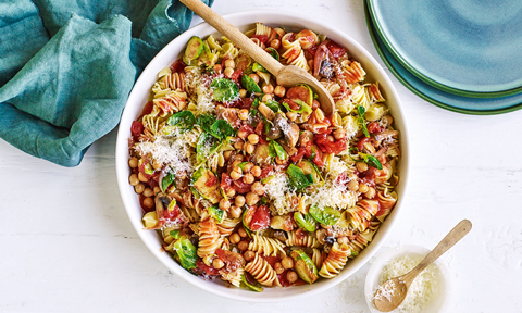 A bowl of tomato and chickpea pasta