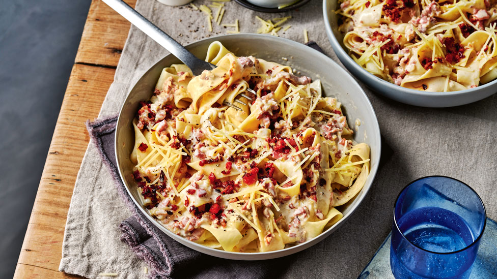 Speedy pancetta pasta carbonara 