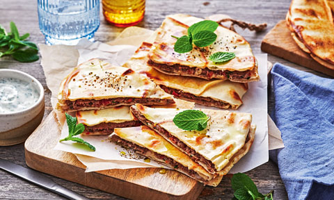Middle Eastern Spiced Beef Pita Pocket 