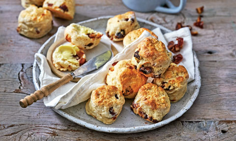 Date scones