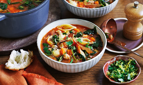 Curtis Stone’s minestrone soup