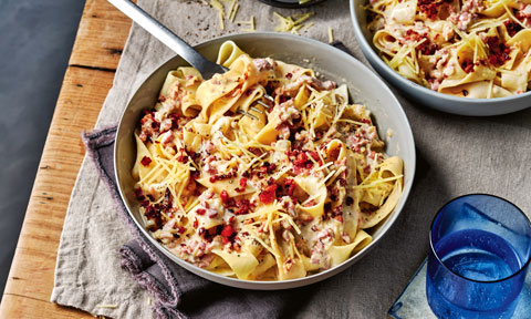 Speedy pancetta pasta carbonara 