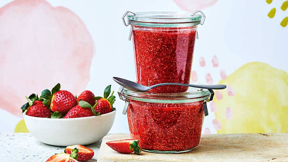 Easy chia jam