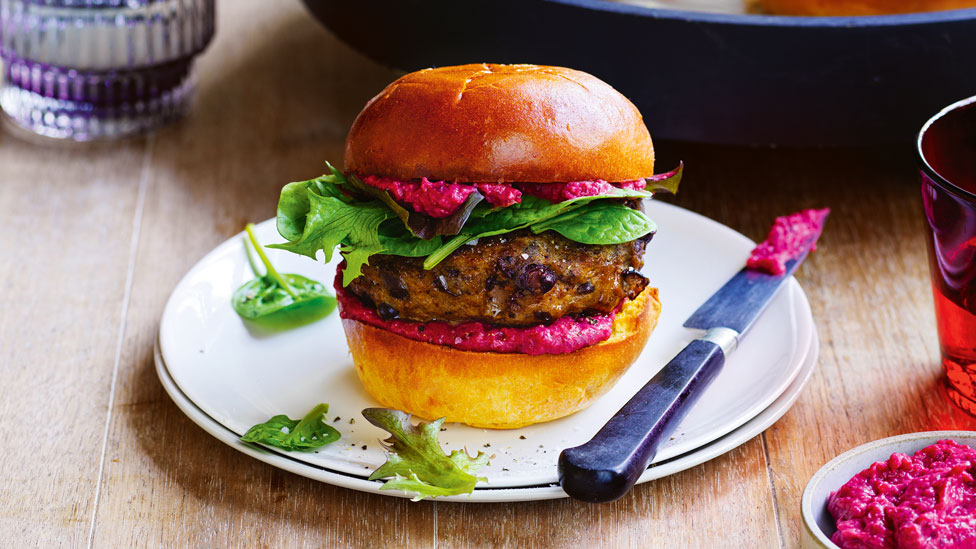 Easy lamb and black bean burgers