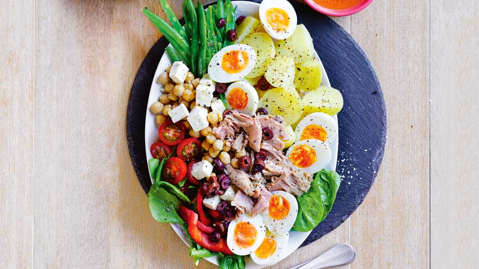 Simple nicoise salad