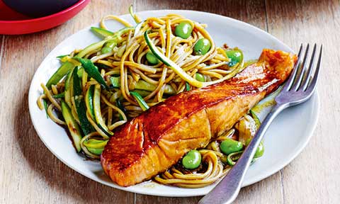 Tasty teriyaki salmon with noodles