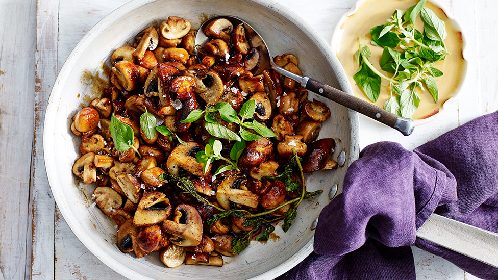 Caramelised mixed mushrooms