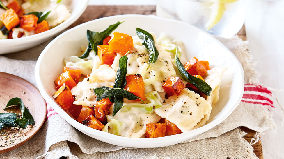 Carbonara ravioli with pumpkin and leek