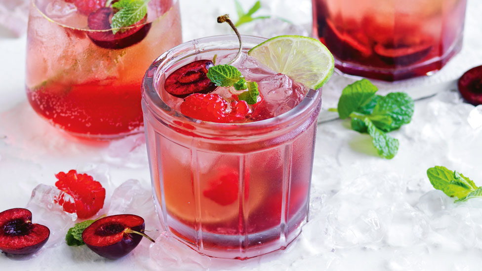 Cherry rosé sangria