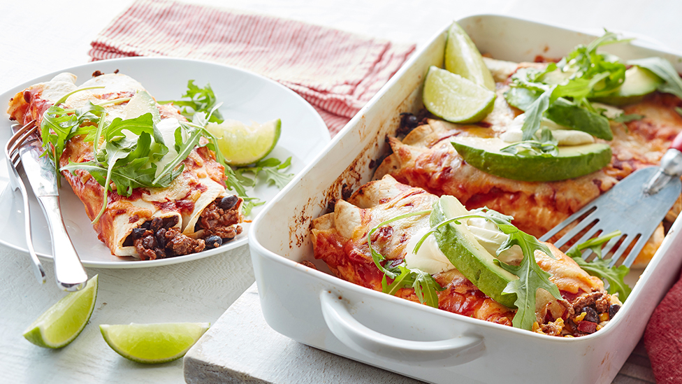 Chilli con carne enchiladas