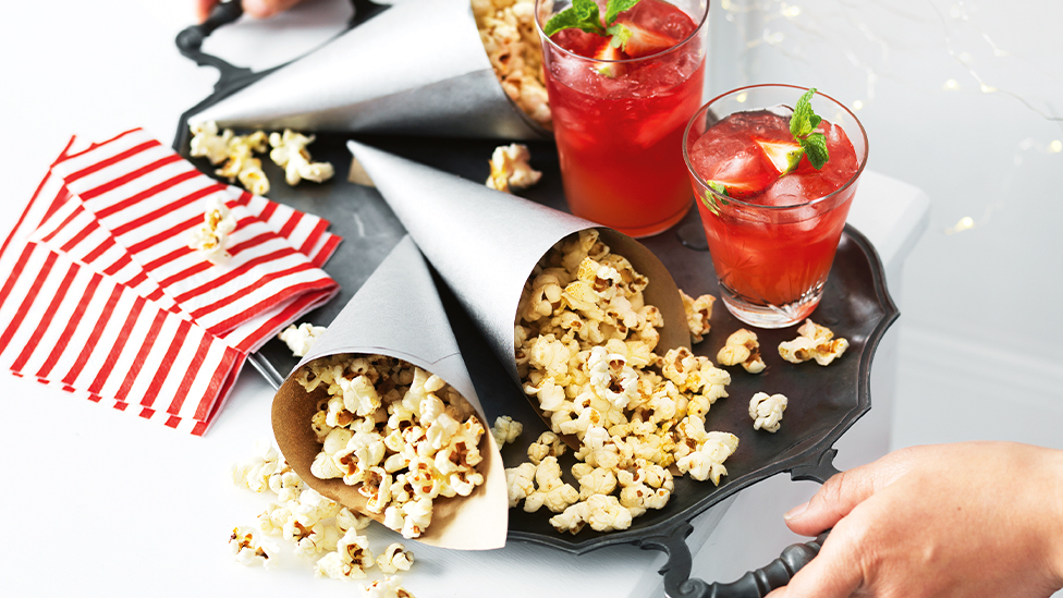 Chilli sugared popcorn
