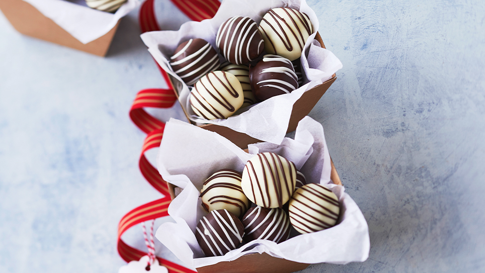 Choc-dipped chai truffles