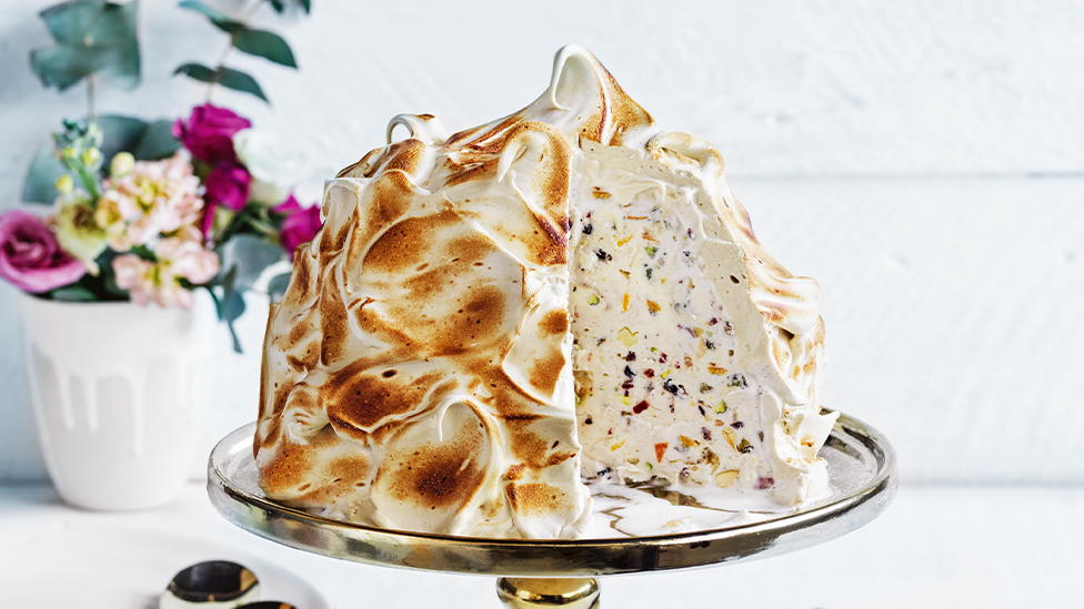 Christmas ice-cream pudding