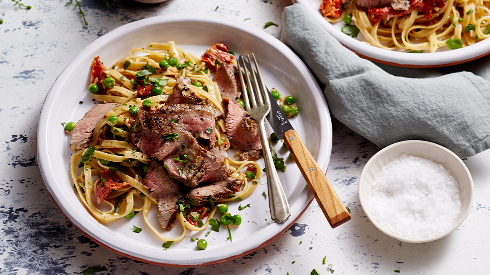 Creamy beef and semi-dried tomato fettuccine