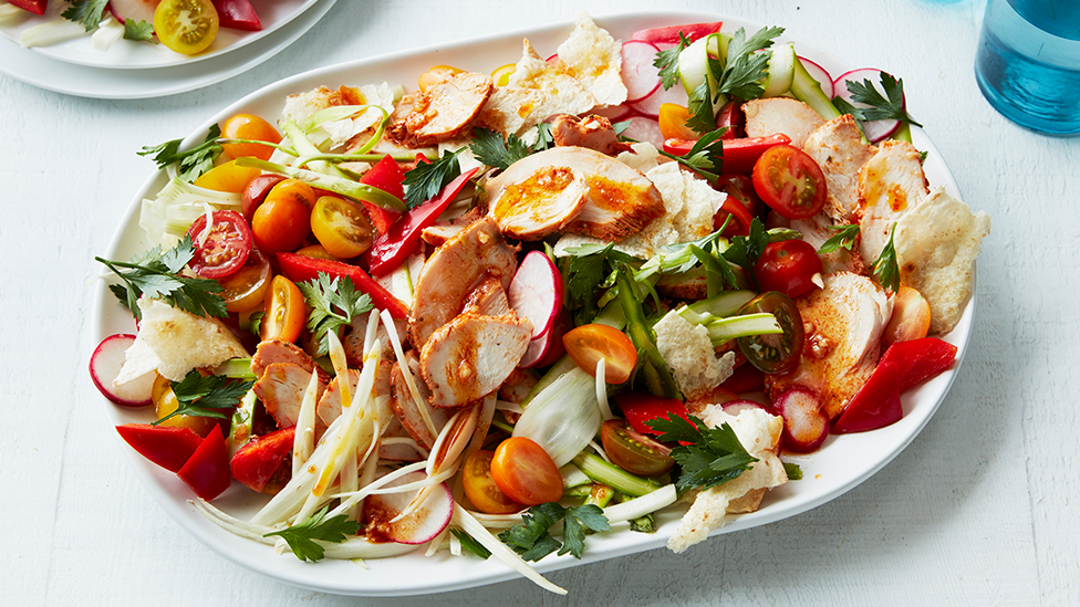 Easy tomato and peri peri chicken salad