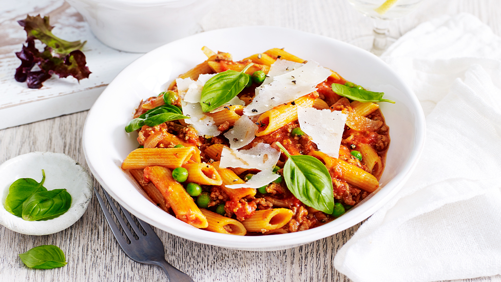 One-pot penne bolognese