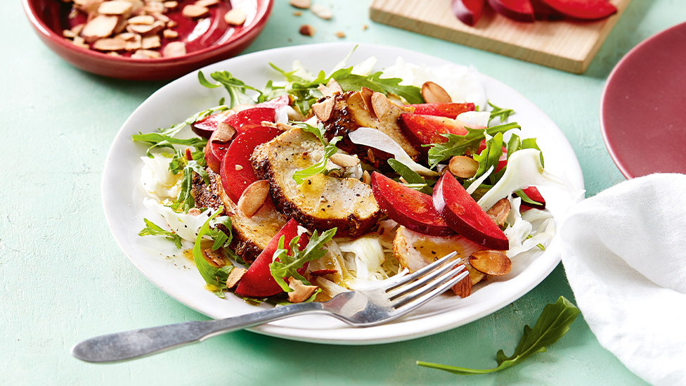 Plum and spiced chicken salad