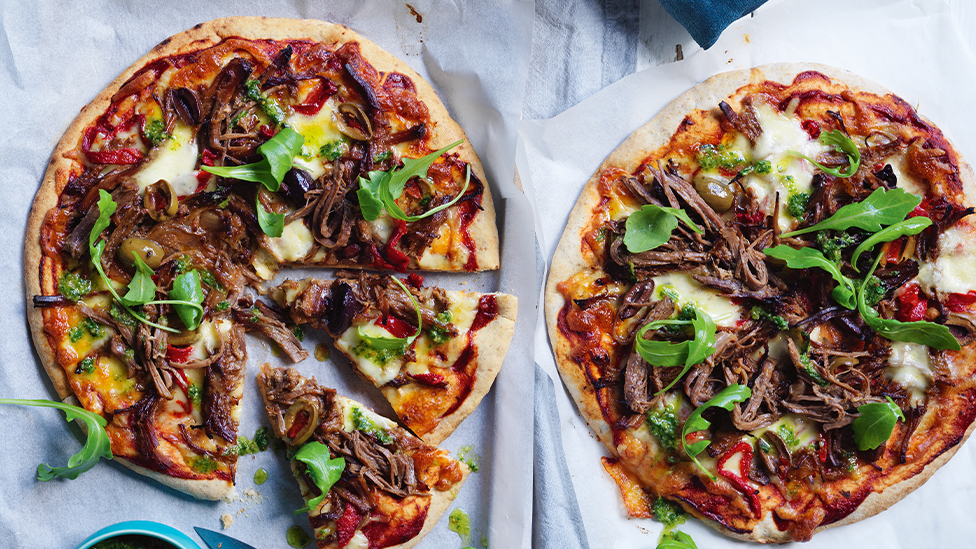 Pulled beef pizza