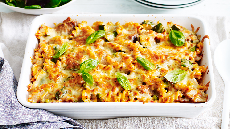 Quick beef and garlic sausage pasta bake