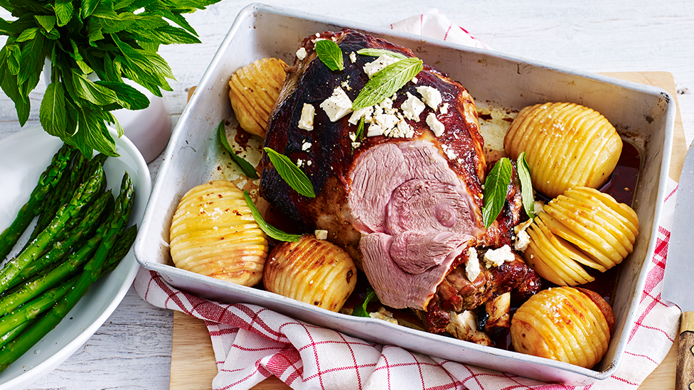 Roast lamb with pineapple and ginger glaze