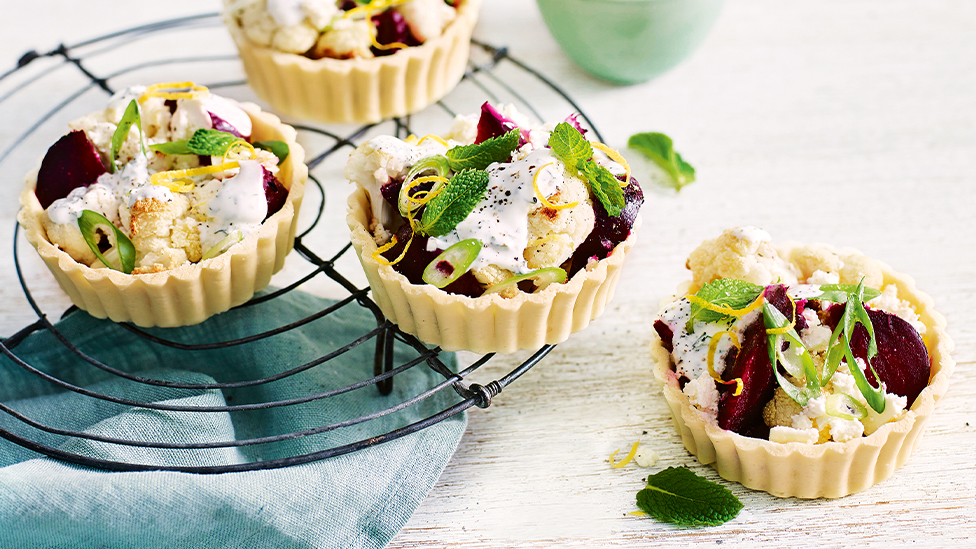 Roasted beetroot tarts