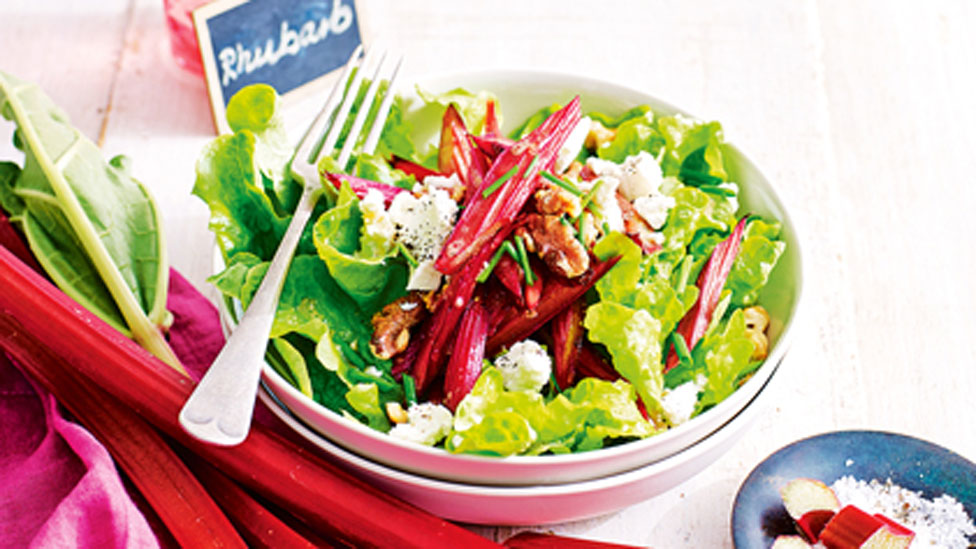 Roasted rhubarb and goat's cheese salad