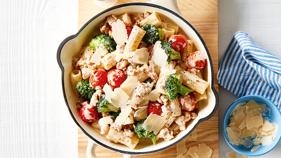 Sausage and broccoli rigatoni