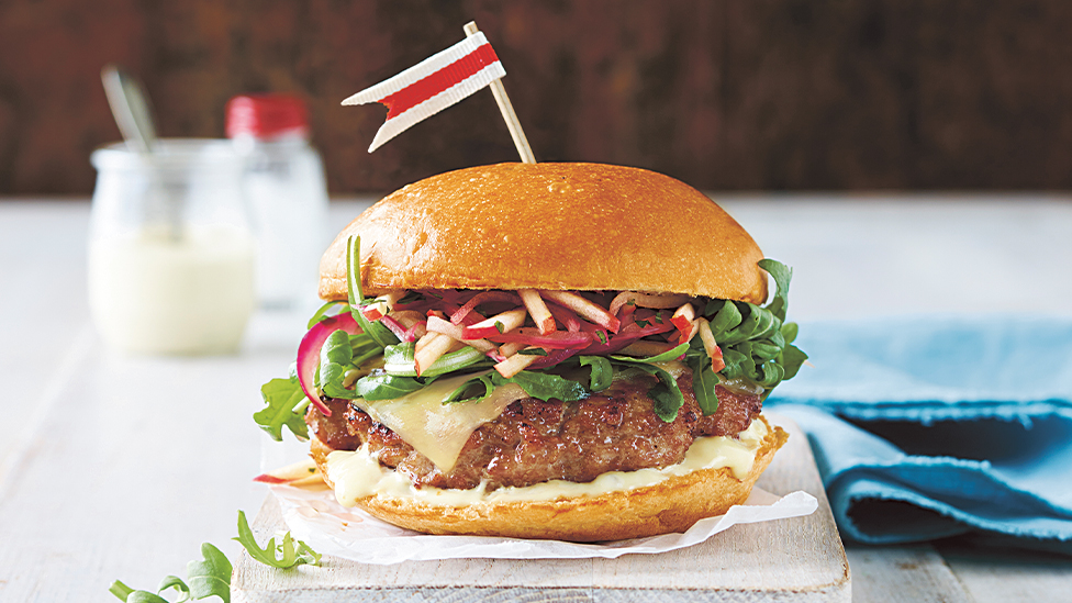 Smashed pork burgers with apple slaw