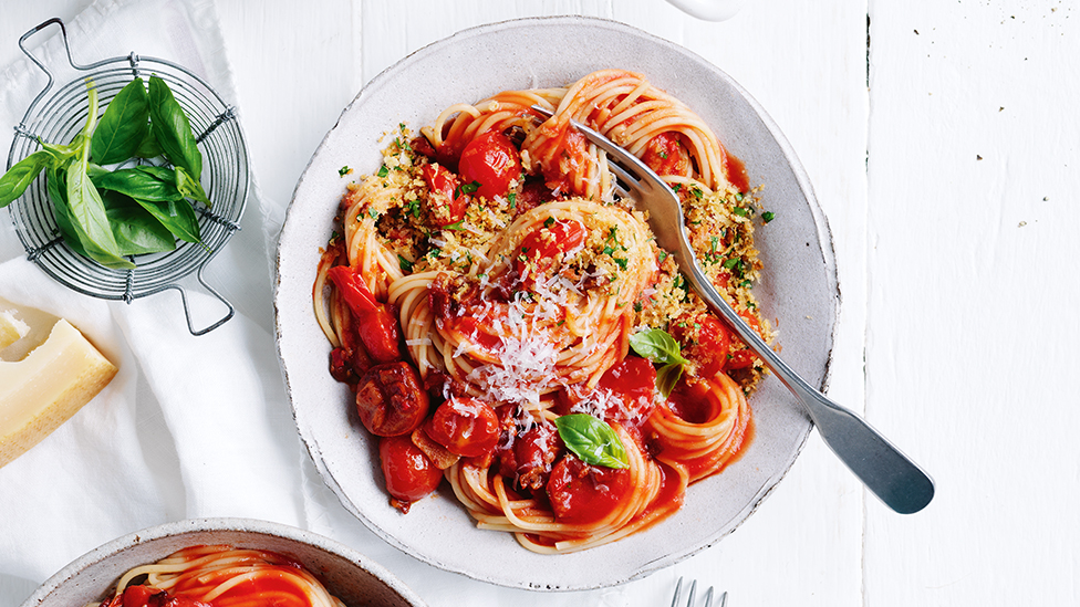 Curtis Stone's Spaghetti with cherry tomatoes and pancetta