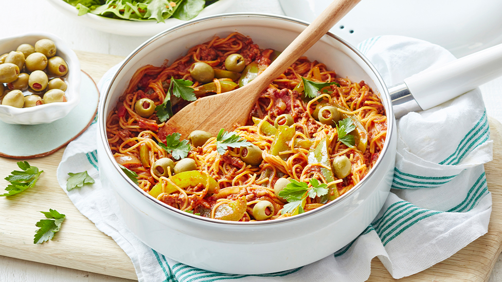 Speedy smoky one-pot beef pasta