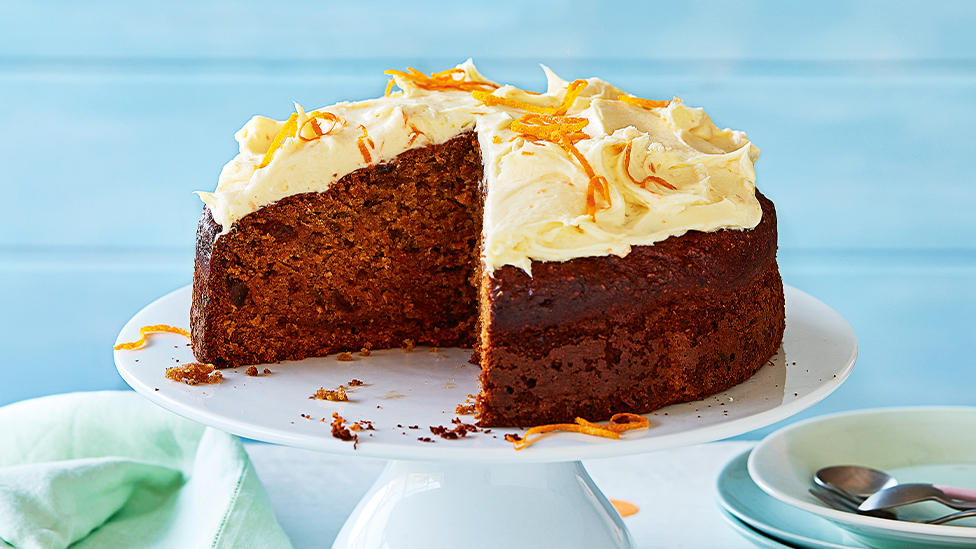 Sweet potato and date cake