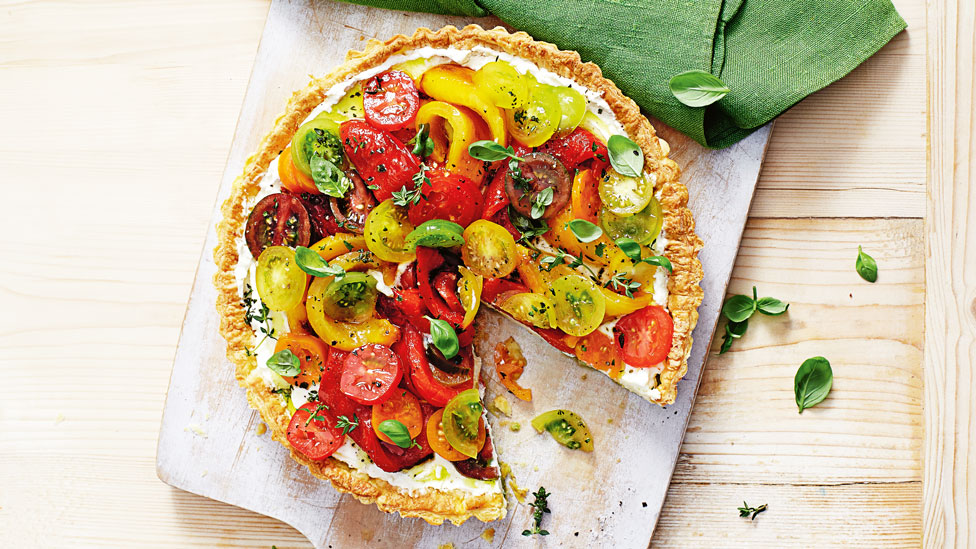 Tomato and goat's cheese tart
