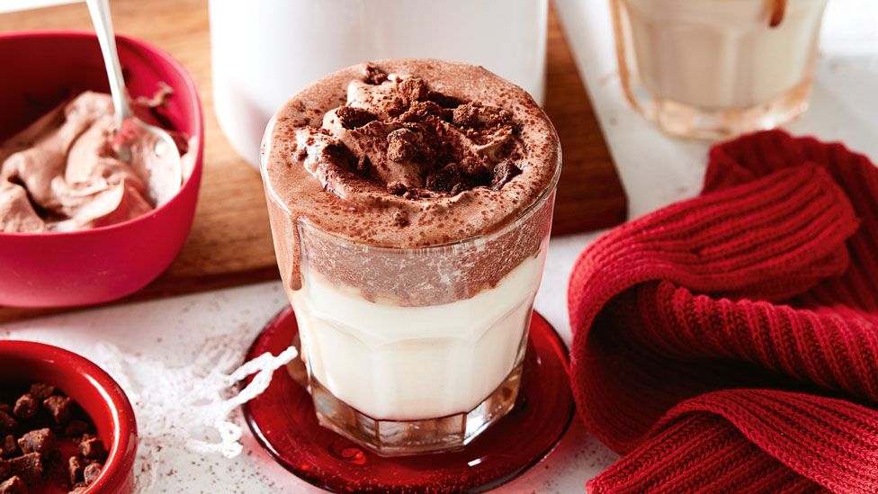 Upside-down hot chocolate