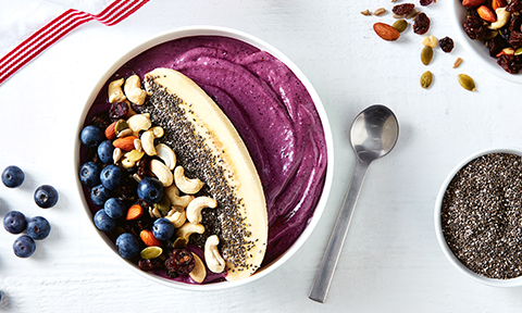 Açai smoothie bowl