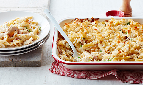 Bacon and chicken macaroni cheese
