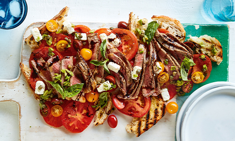 Caprese steak salad