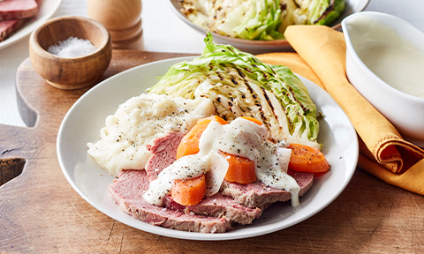 Corned beef with charred cabbage and white sauce-image