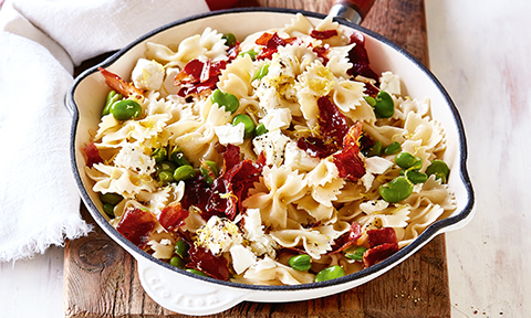 Farfalle with fetta and broad beans