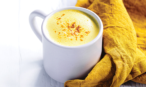 Golden turmeric chai latte