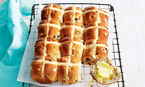 How to make the perfect hot cross buns