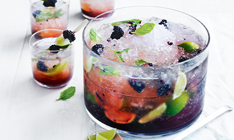 Lime and blackberry caprioska