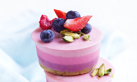 Mini ombré cheesecakes