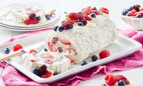 Mixed berry pavlova roll