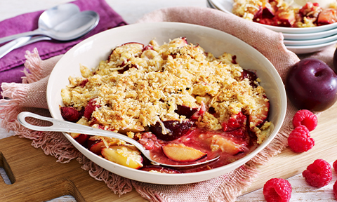 Plum and raspberry crumble