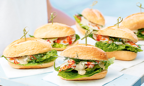 Prawn cocktail sliders