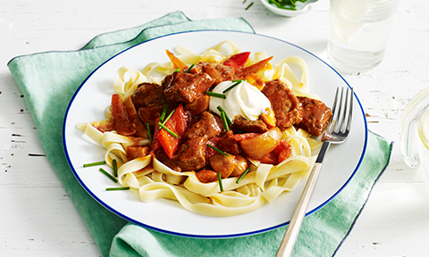 Quick beef goulash