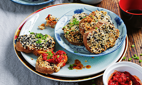 Sesame prawn toast