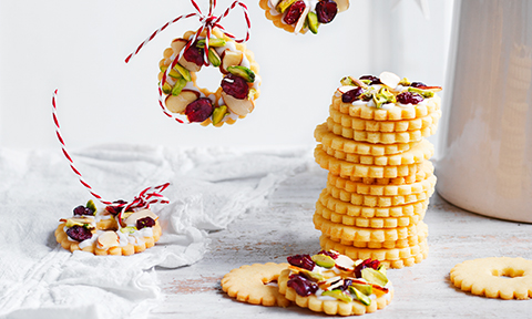 Shortbread wreaths