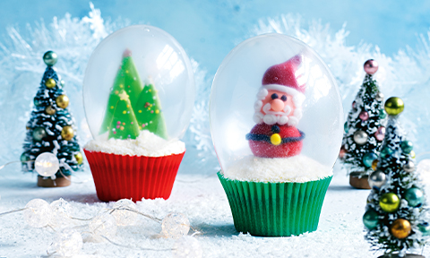 Snow globe cupcakes